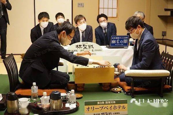 日本棋圣战挑战赛：井山裕太能否超越小林光一创造历史？